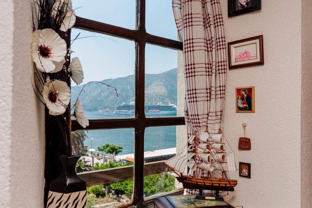 Celine'S Place By The Sea Kotor Exterior photo