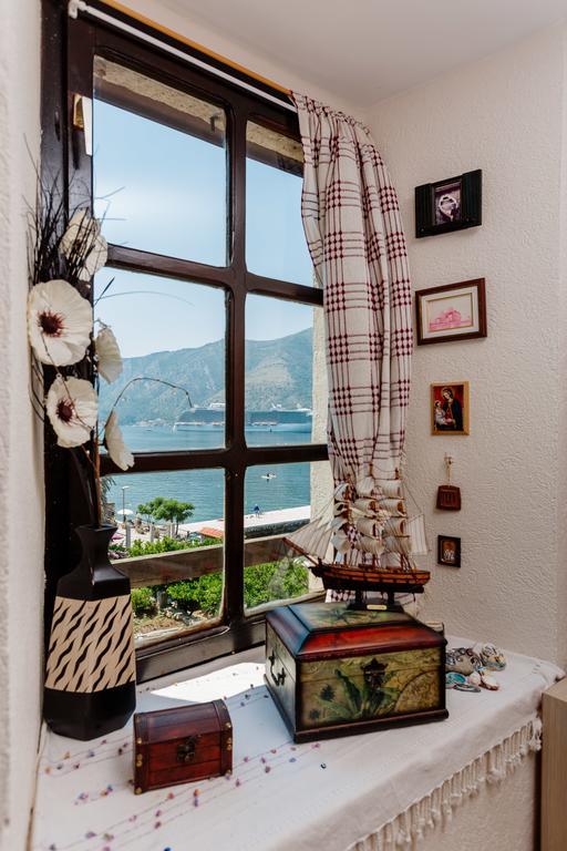 Celine'S Place By The Sea Kotor Exterior photo