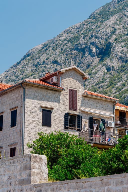 Celine'S Place By The Sea Kotor Exterior photo